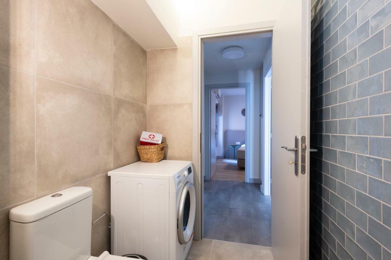 Groundfloor 2Br Apt With Smallyard Near The Heart Of Kalamata Luaran gambar